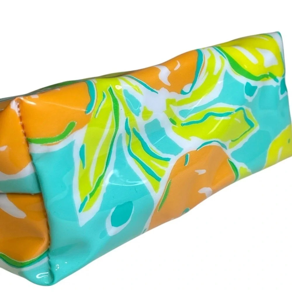 Lilly Pulitzer for Estee Lauder Vinyl Makeup Zip Bag